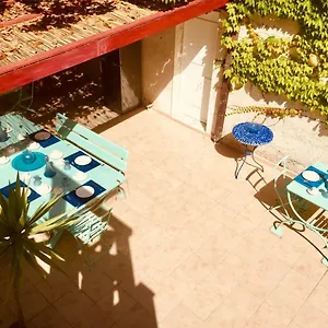 Guest house Majata